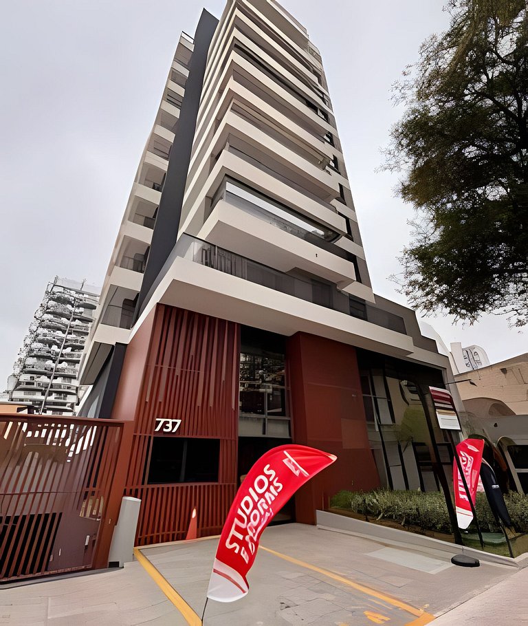 Studio Atemporal com Garagem Pinheiros Jardins SP