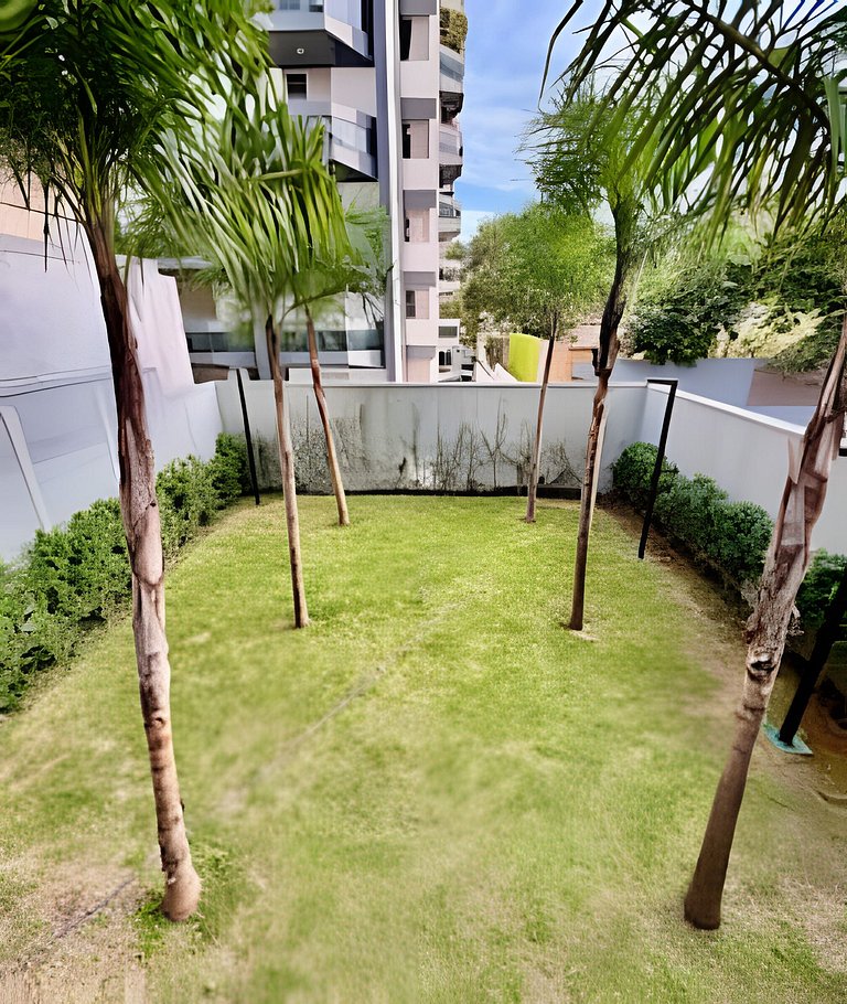 Studio com Espaço de Trabalho em Pinheiros Jardins
