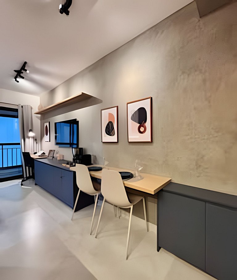 Studio com Espaço de Trabalho em Pinheiros Jardins