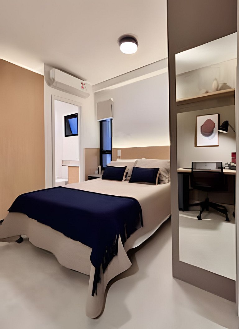 Studio com Espaço de Trabalho em Pinheiros Jardins
