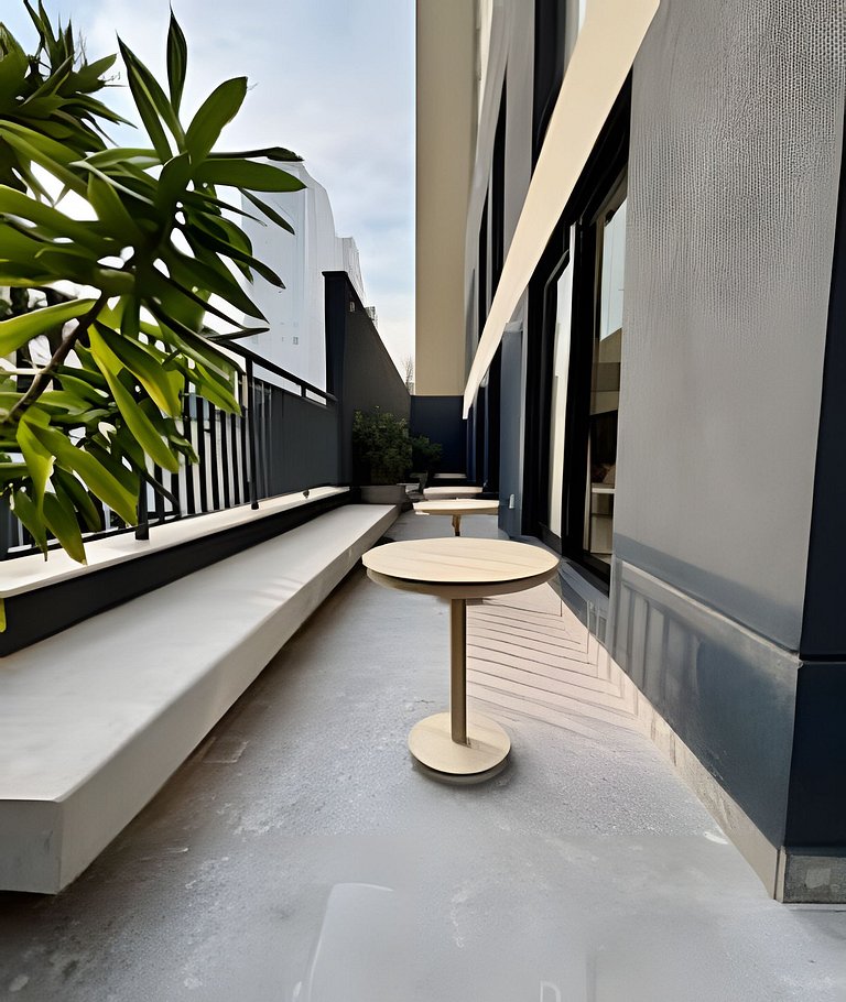 Studio com Espaço de Trabalho em Pinheiros Jardins