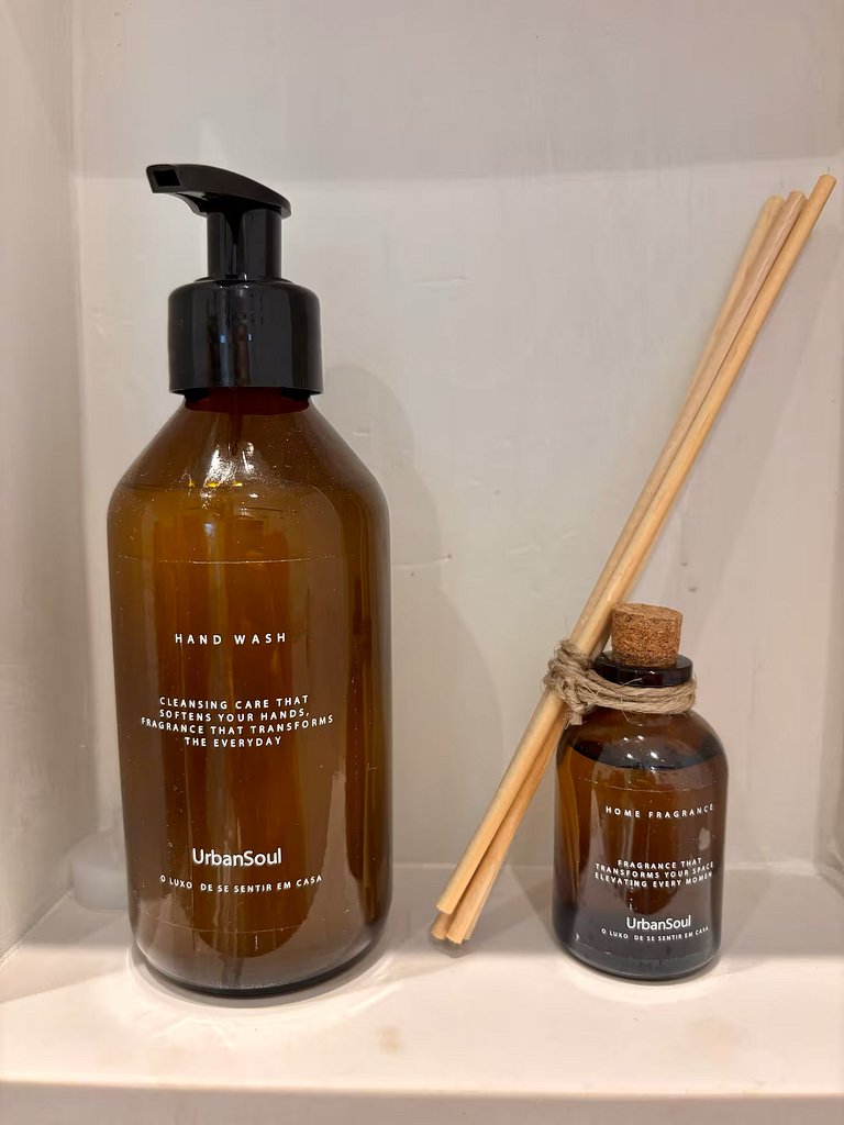 Studio Atemporal com Garagem Pinheiros Jardins SP