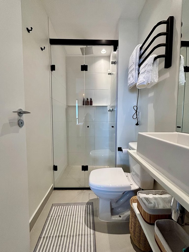 Studio Atemporal com Garagem Pinheiros Jardins SP