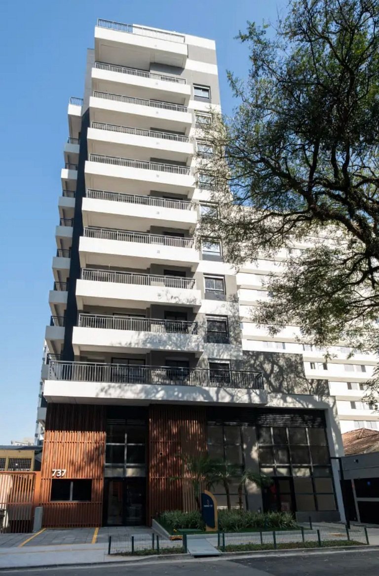 Duplex med Trädgård och 1 Parkeringsplats – Pinheiros, Oscar