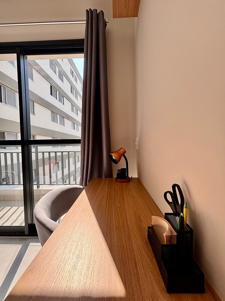 Studio Moderno Completo Pinheiros Jardins SP