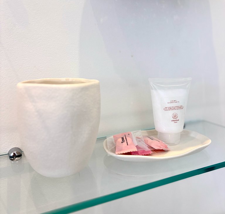 NOVO Studio Modernista Pinheiros Oscar Freire SP