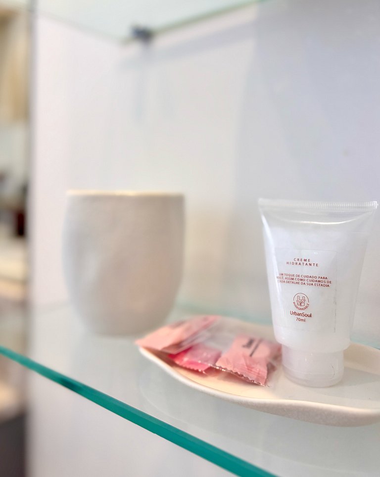 NOVO Studio Modernista Pinheiros Oscar Freire SP