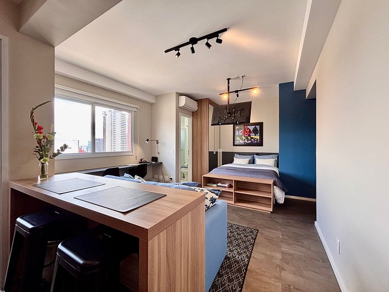 Studio com vaga na garagem Pinheiros Jardins SP