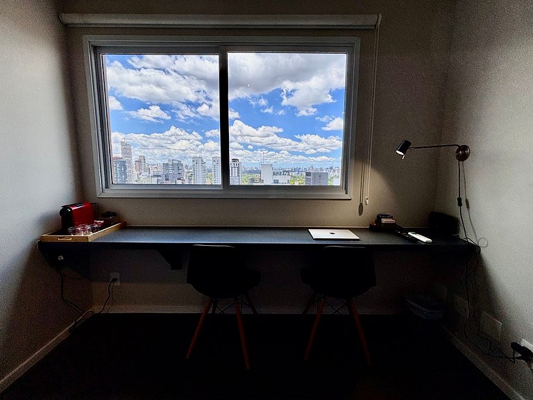 Studio com vaga na garagem Pinheiros Jardins SP