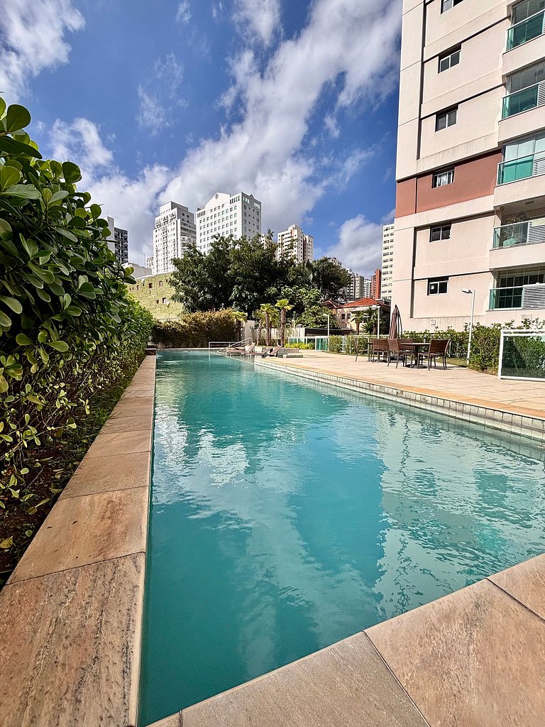 Studio com vaga na garagem Pinheiros Jardins SP