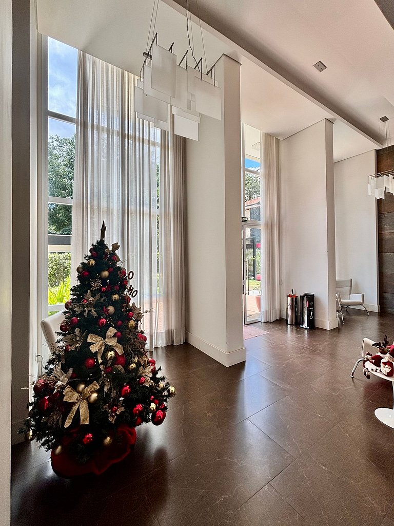 Studio com vaga na garagem Pinheiros Jardins SP