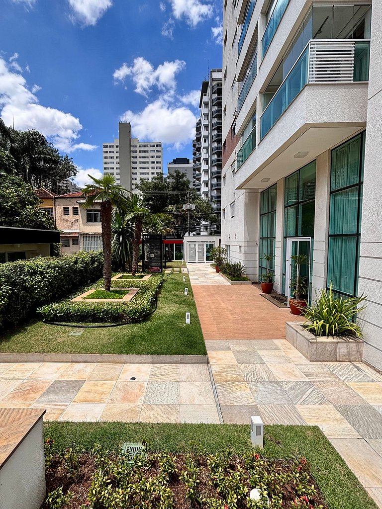 Studio com vaga na garagem Pinheiros SP