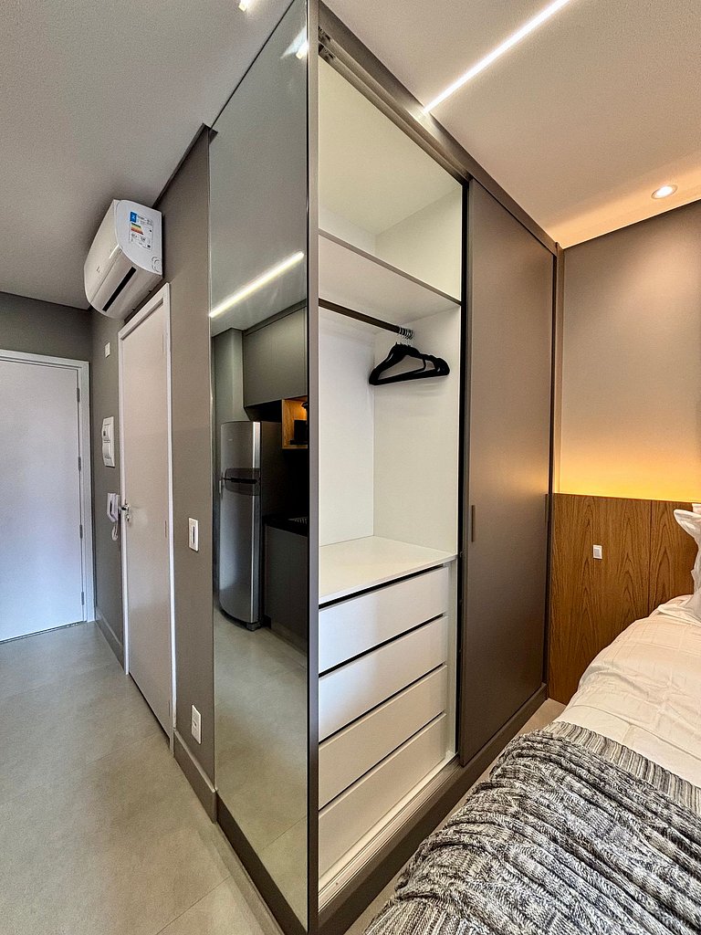 Studio Premium Essential Brooklin SP