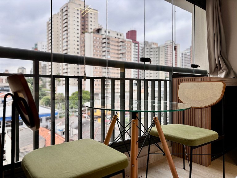 NOVO Studio Amplo e Moderno em Pinheiros Jardins