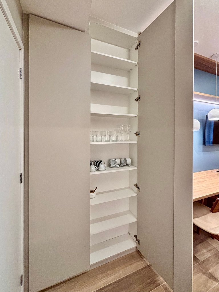 Studio planejado para longas estadias em Pinheiros