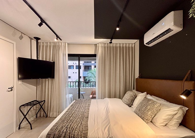 NOVO Studio Pinheiros 400m estação Oscar Freire