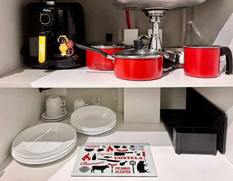 NOVO Studio Pinheiros 400m estação Oscar Freire