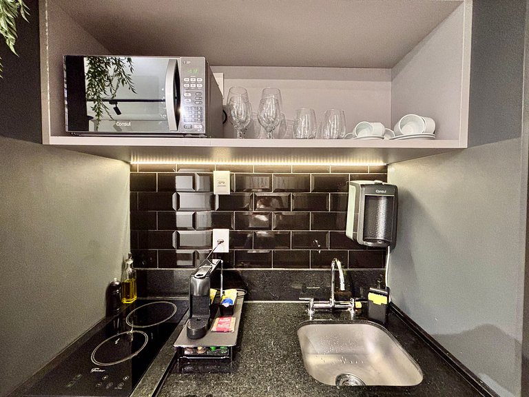 NOVO Studio Pinheiros 400m estação Oscar Freire