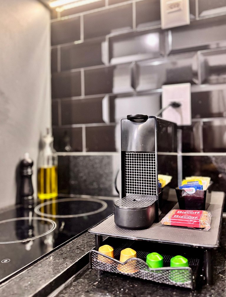 NOVO Studio Pinheiros 400m estação Oscar Freire