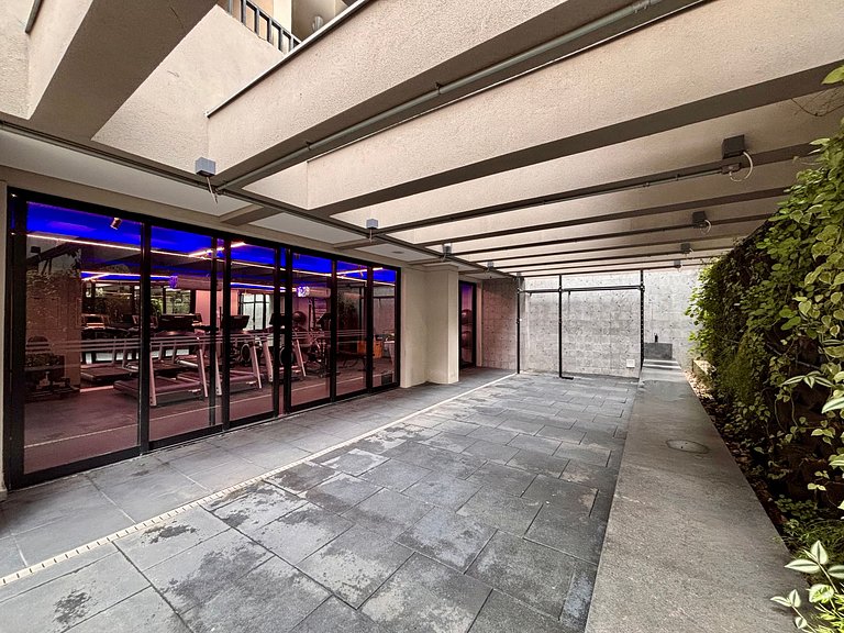 NOVO Studio Pinheiros 400m estação Oscar Freire