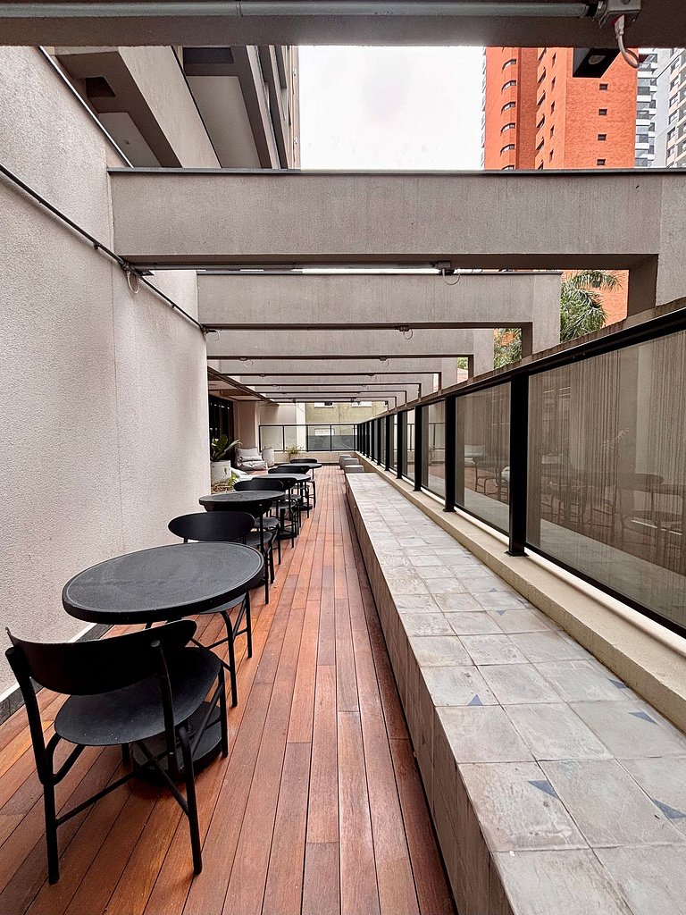Studio Pinheiros Metrô Oscar Freire Jardins SP