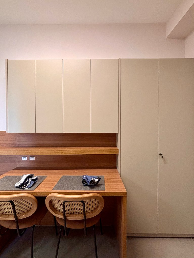 Studio Compacto e Completo Pinheiros Jardins SP