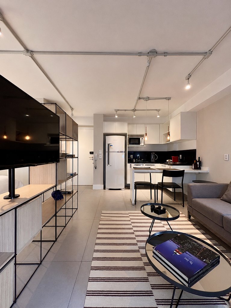 Studio Design com Garagem • Piscina • Itaim Bibi
