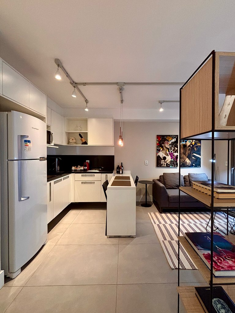 Studio Design com Garagem • Piscina • Itaim Bibi