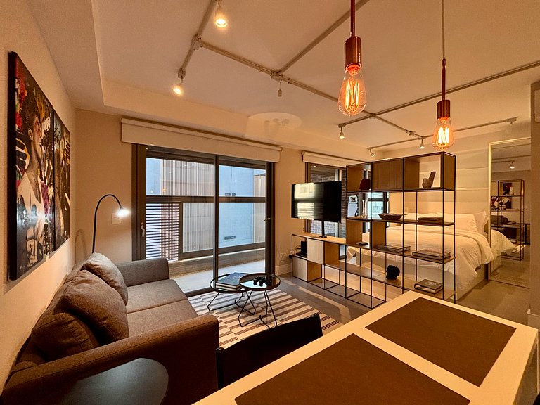 Studio Design com Garagem • Piscina • Itaim Bibi