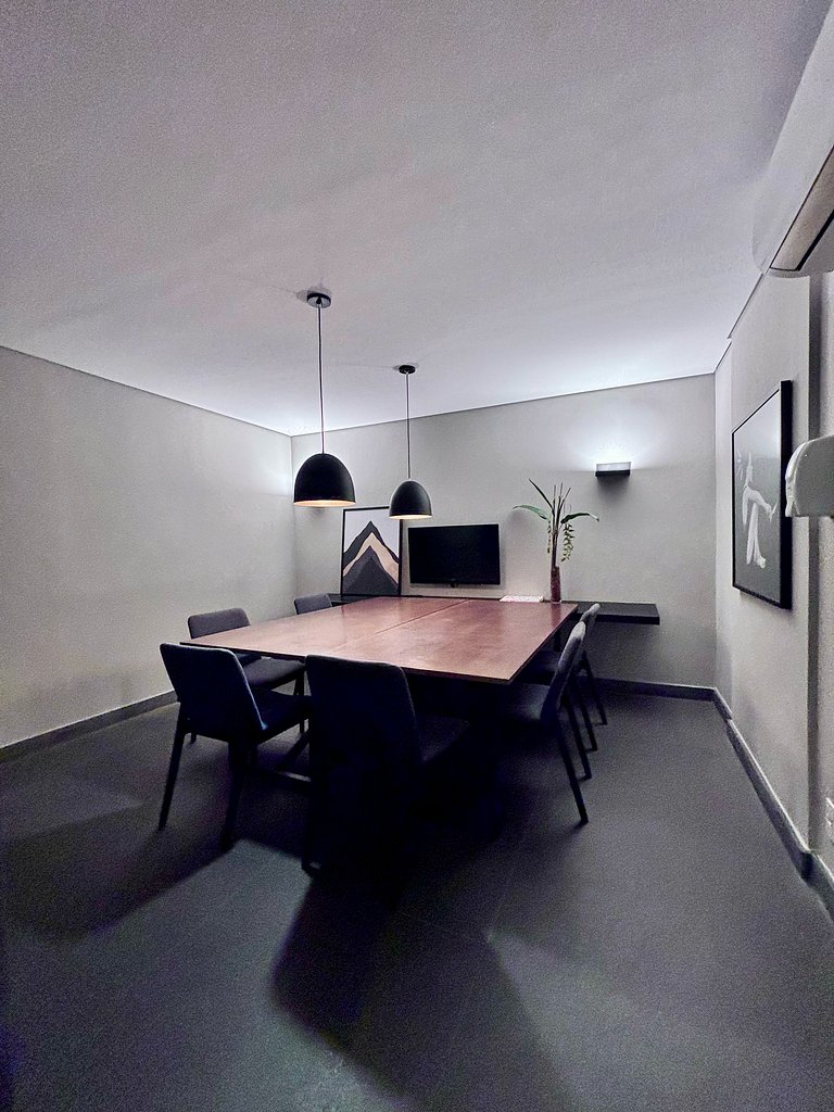 Studio Design com Garagem • Piscina • Itaim Bibi