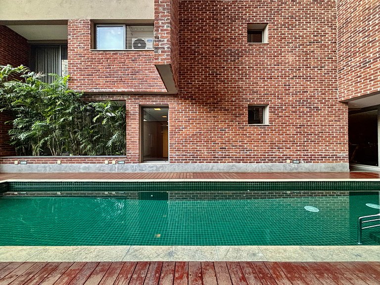 Studio Design com Garagem • Piscina • Itaim Bibi