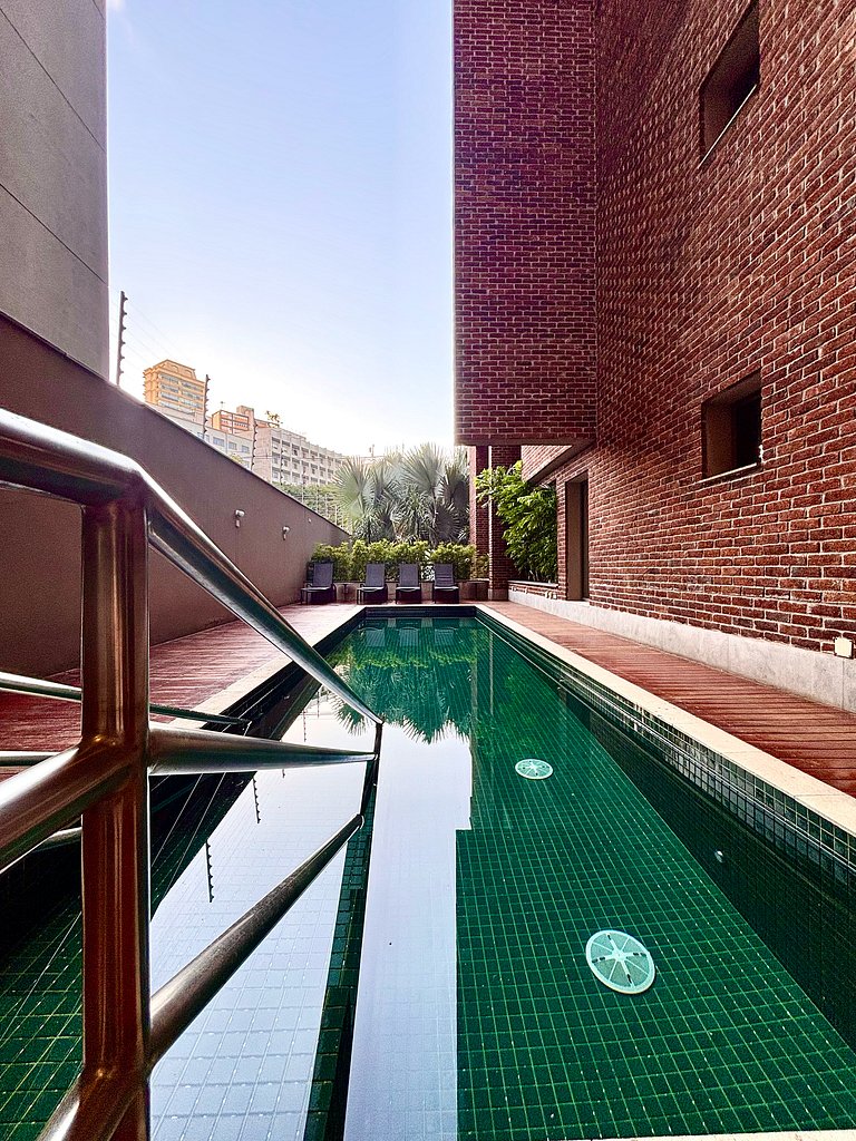 Studio Design com Garagem • Piscina • Itaim Bibi