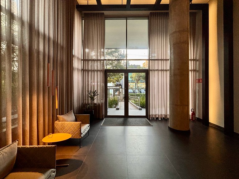 Studio Design com Garagem • Piscina • Itaim Bibi