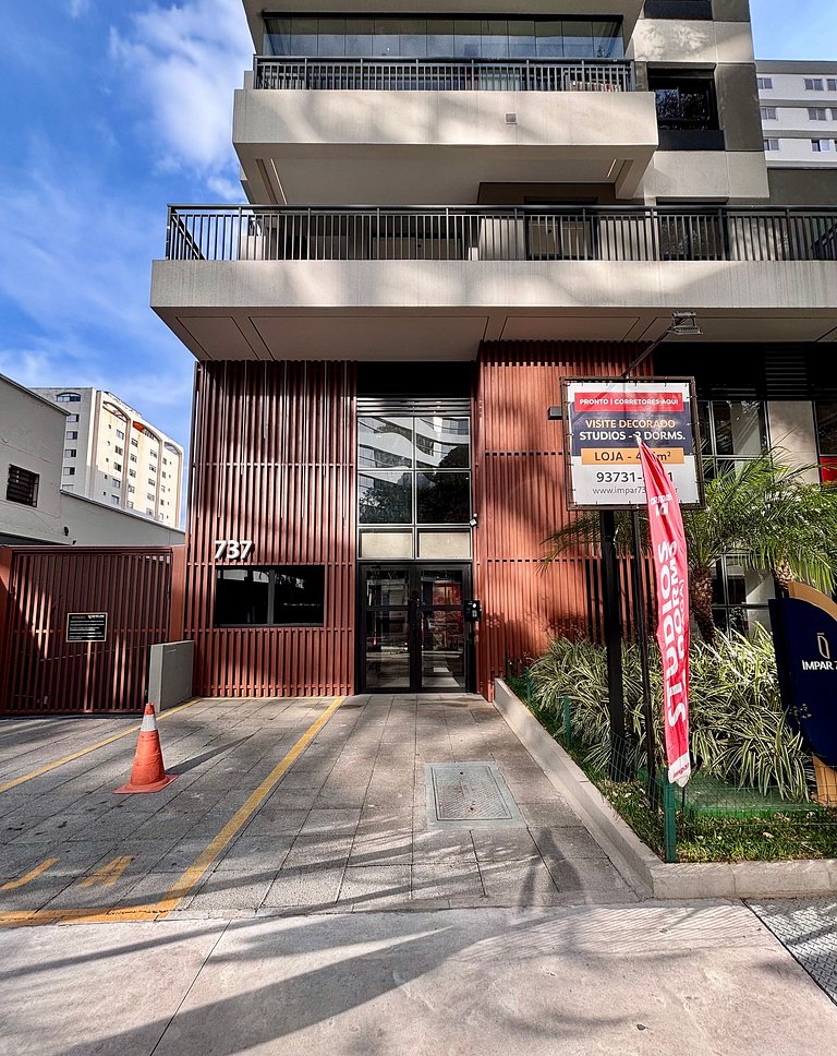 Studio planejado para longas estadias em Pinheiros