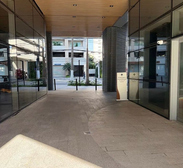 Studio no Jardins Ibirapuera com Garagem