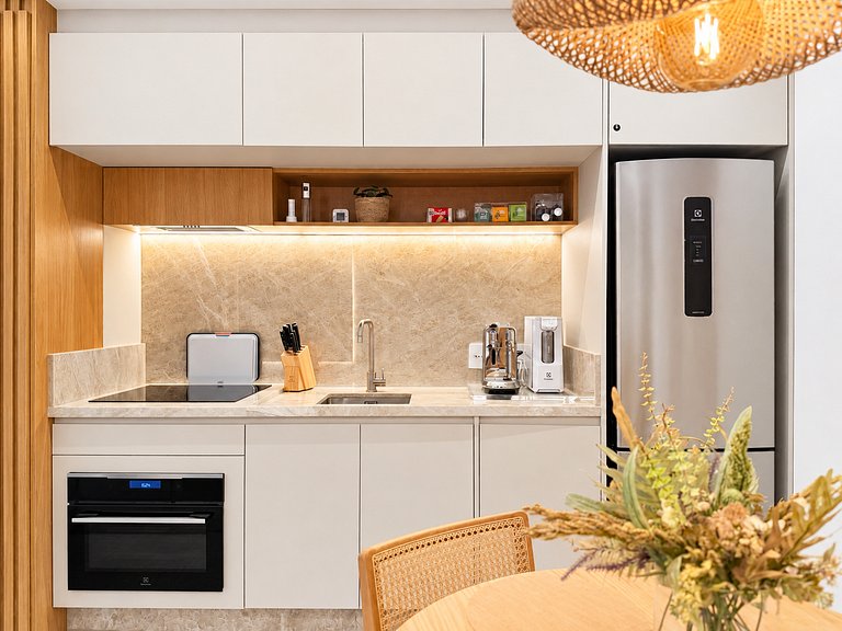 2 Quartos Boutique em Pinheiros | Vaga + Piscina