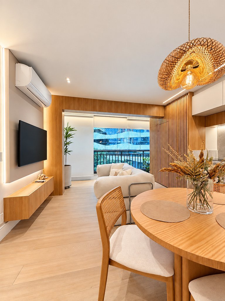 2 Quartos Boutique em Pinheiros | Vaga + Piscina