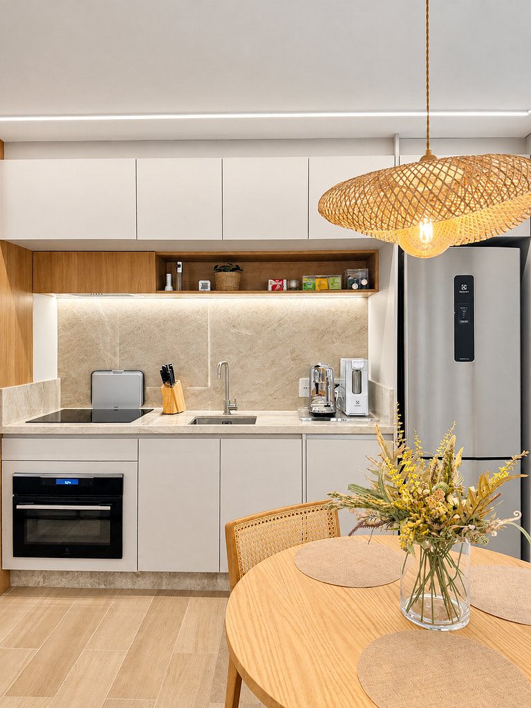 2 Quartos Boutique em Pinheiros | Vaga + Piscina