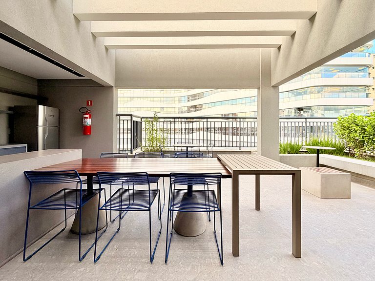 2 Quartos Boutique em Pinheiros | Vaga + Piscina